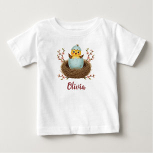 Cute Kuiken in Uitkomend Ei