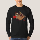 Cute lazy sloth holding heart love sloth valentine t-shirt (Voorkant)