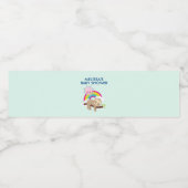 Cute Lazy Sloth met Sun & Rainbow-Baby shower Waterfles Etiket (Enkel label)