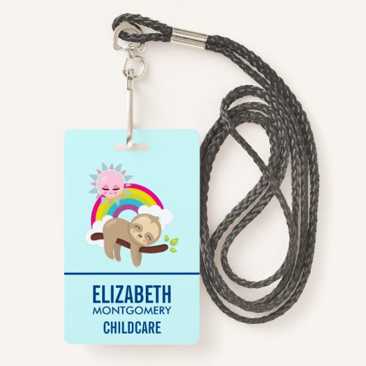 Cute Lazy Sloth met Sun & Rainbow Badge (Voorkant met draagriem)