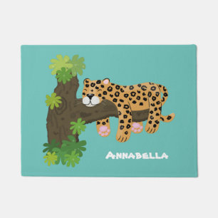 Cute leopard slapen in de cartoon afbeelding van d deurmat
