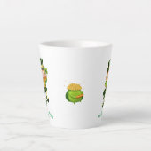 Cute leprechaun, kalligrafie en pot goud latte mok (Voorkant)