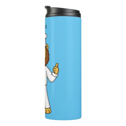 Cute lion chef cartoon illustratie thermosbeker (Geroteerd rechts)