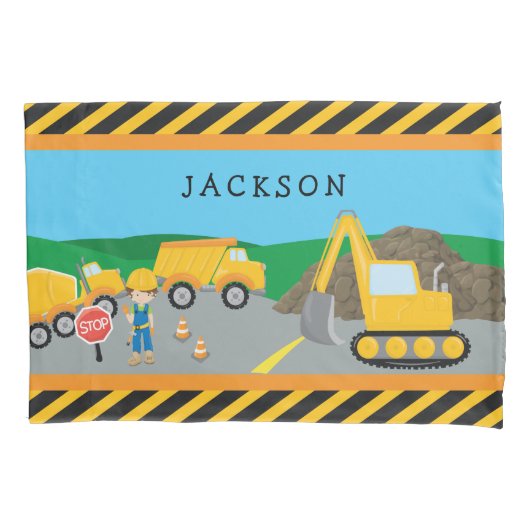 Cute Little Boy Construction Vehicle Monogrammed Kussensloop (Voorkant)