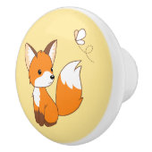 Cute Little Fox Watching Butterfly Keramische Knop (Rechts)
