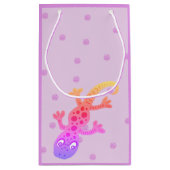 Cute Little Rainbow Gecko Lizard op Roze Klein Cadeauzakje (Achterkant)