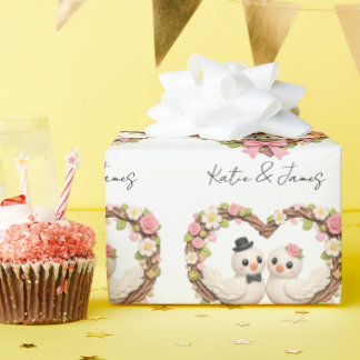 Cute Love Birds in Heart-Shaped Floral Wreath Cadeaupapier