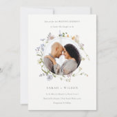 Cute Meadow Floral Wreath Mariage Photo Invitation (Devant)