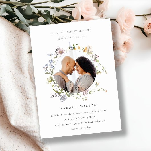 Cute Meadow Floral Wreath Mariage Photo Invitation