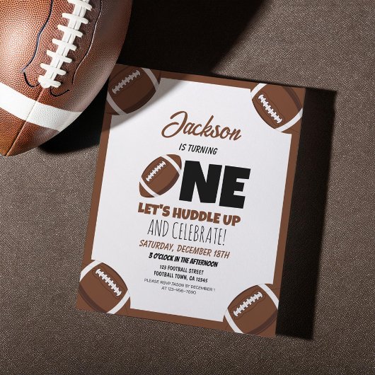 Cute moderne voetbal budget 1e verjaardagsuitnodig