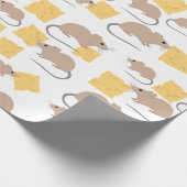 Cute Mouse Rodent Eating Cheese Pattern Cadeaupapier (Hoek)