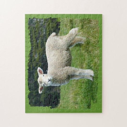 Cute Muddy Lamb in Meadow Ragged Edge Design Legpuzzel (Verticaal)