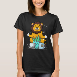 Cute Namaste Lion do Yoga Gardening Coffee T-shirt