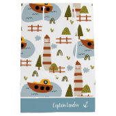 Cute Nautical Lighthouse and Boat Kind Pattern Medium Cadeauzakje (Achterkant)
