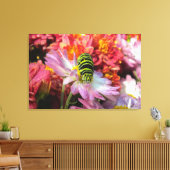 Cute Nosy Caterpillar N Mums Toile Enveloppée (Insitu(Salon))