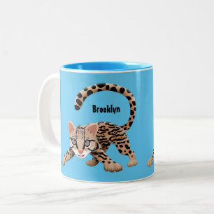 Cute ocelot cartoon illustratie tweekleurige koffiemok