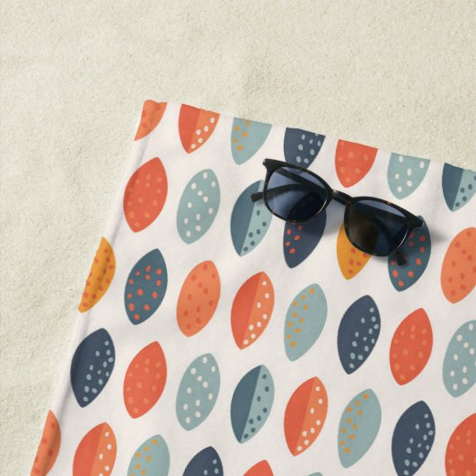 Cute Oranje Blue Custom Leafy Botanical Pattern Strandlaken (In situ)