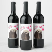 Cute Otter met Hearts Valentijnsdag Humor Wijn Etiket (Flessen)