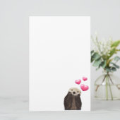 Cute Otter met roze liefdesharten Briefpapier (Staand voorkant)