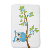 Cute Owl Boy op een Tak Bath Mat (Voorkant Verticaal)