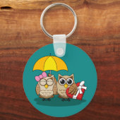 Cute Owl Lovers w/ Umbrella & Red Chocolate Box Sleutelhanger (Voorkant)