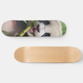 Cute Panda Eating Bamboo Skateboard (Horizontaal)