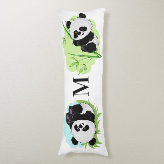 Cute Pandas personnalisé monogramme corps coussins (devant Vertical)