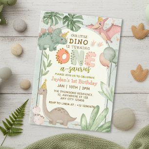 Cute Pastelgroene Dinosaurus Eén-A-Saurus Verjaard Kaart