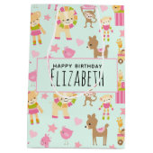 Cute Pattern met Happy Animals & Toys Birthday Medium Cadeauzakje (Achterkant)