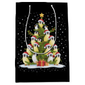 Cute Penguin Christmas Tree Funny Holiday Medium Cadeauzakje (Voorkant)