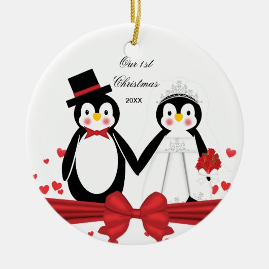 Cute Penguin Couple Wedding 1st Kerstversiering Keramisch Ornament (Voorkant)