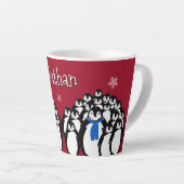 Cute Penguin Personalized Latte Mok (Rechterhoek)