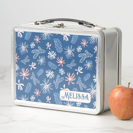 Cute Personal Métal Lunchbox bleu & rose floral (En situation)