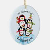 CUTE Personalized Family of 4 Penguins Kerstmis Keramisch Ornament (Rechts)