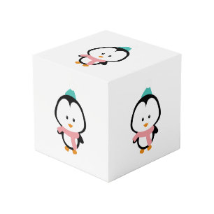 Cute pinguin cartoon kubus