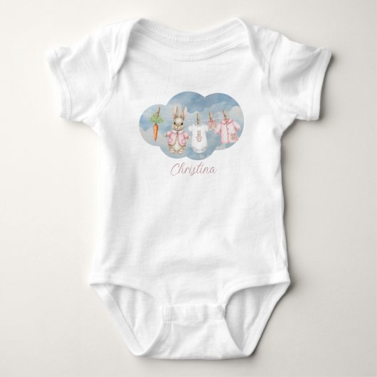 Cute Pink Clothesline Peter the Rabbit  Romper (Voorkant)