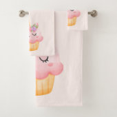 Cute Pink Cupcake Unicorn met Roos Bad Handdoek (Insitu)