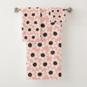 Cute Pink Daisy Flower Pattern Bad Handdoek (Insitu)