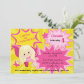 Cute Pink Superheld Girl Birthday Uitnodiging (Staand voorkant)