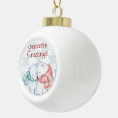 Cute Polar-Beren in rood en groen geslacht Keramische Bal Ornament (Rechts)