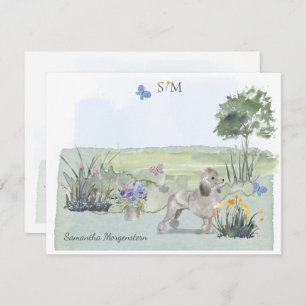Cute Poodle Butterfly Meadow Monogram & Naam     Notitiekaartje