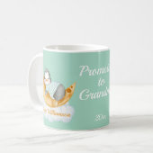 Cute promu à grand-mère Baby Penguin Café Mug (Devant gauche)