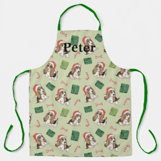 Cute Puppy portant son tablier de Santa Hat