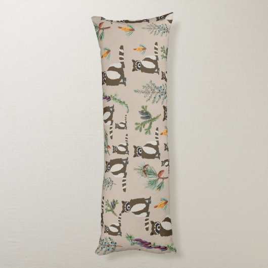 Cute Raccoon in Pine Forest Pattern Lichaamskussen (Achterkant (Verticaal))