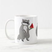 Cute raccoon met watermeloen koffiemok (Links)