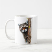 Cute Raccoon Peeking Tree Mug classique (Gauche)