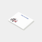 Cute red ambulance van cartoon post-it® notes (Schuin)