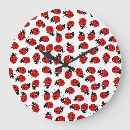 Cute Red Ladybug Pattern Grote Klok (Voorkant)