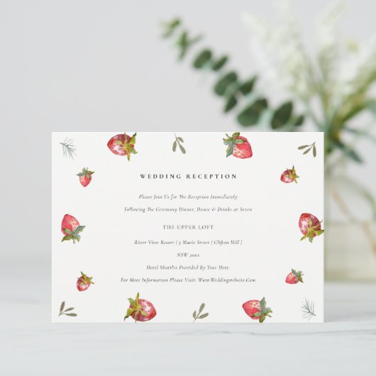 Cute Red Strawberry Leaf Foliage Weddenschap Recep Informatiekaartje (Staand voorkant)