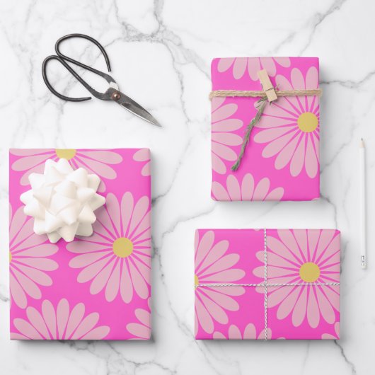 Cute Retro Scandinavian Flower Pattern (roze) Inpakpapier Vel (Voorkant)